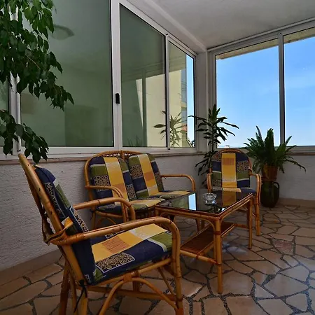 Mucic Apartament Makarska