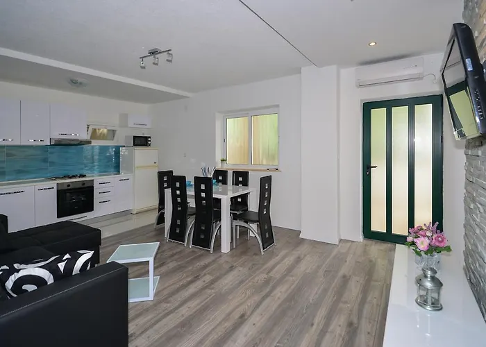 Apartamento Mucic Makarska